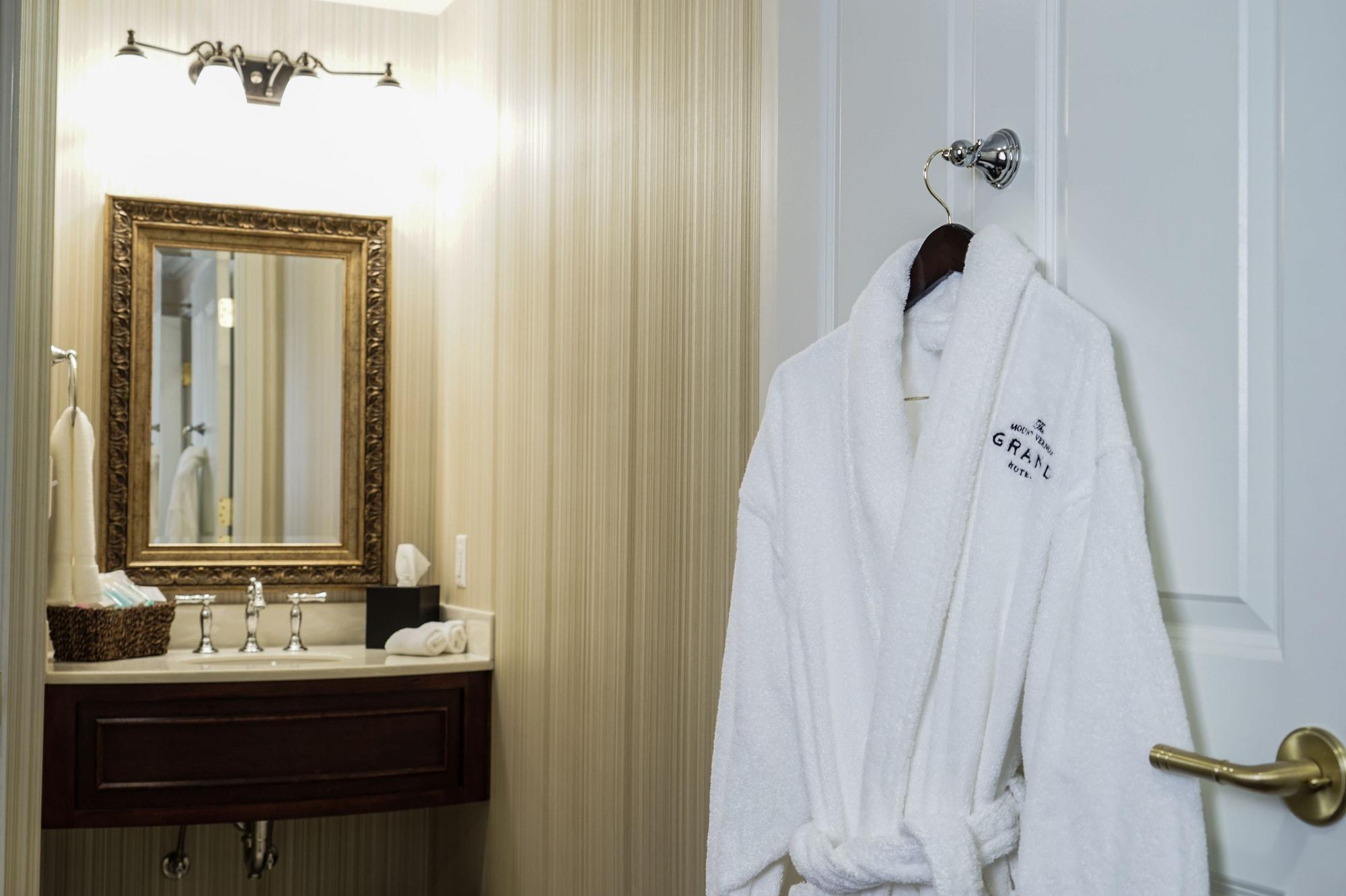 The Mount Vernon Grand Hotel المظهر الخارجي الصورة